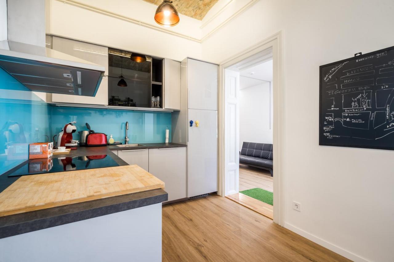 Bpr Stylish Vagabond Apartment With Ac Budapest Kültér fotó