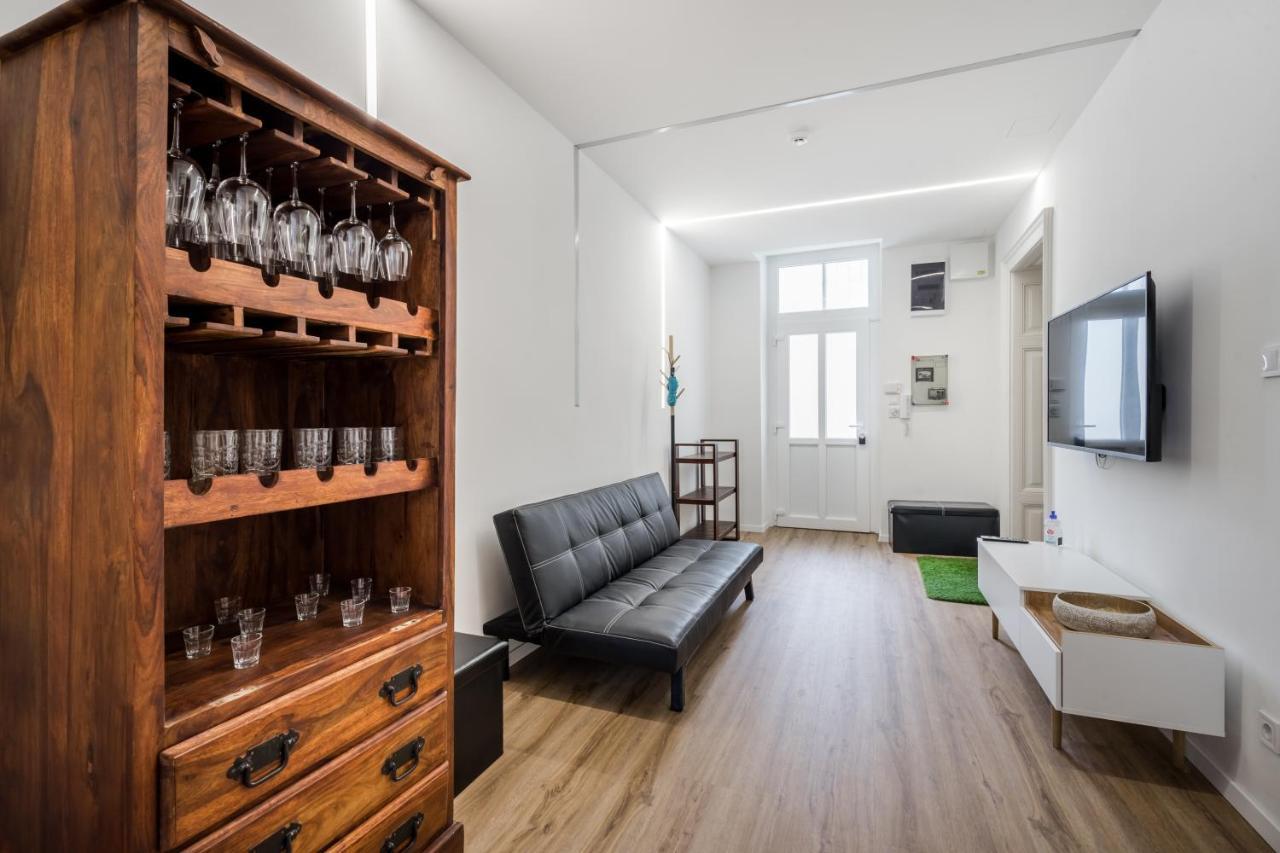 Bpr Stylish Vagabond Apartment With Ac Budapest Kültér fotó