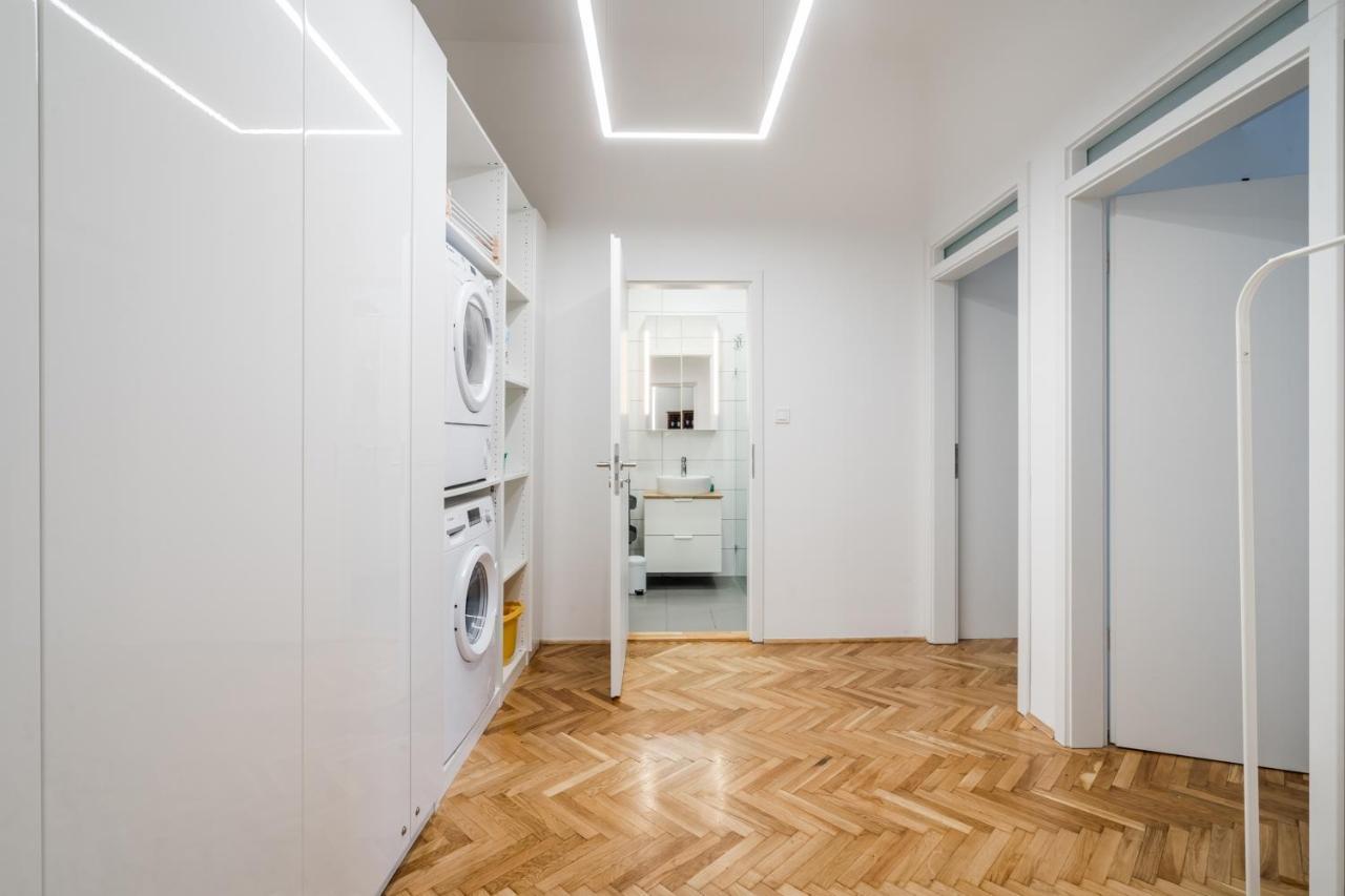 Bpr Stylish Vagabond Apartment With Ac Budapest Kültér fotó