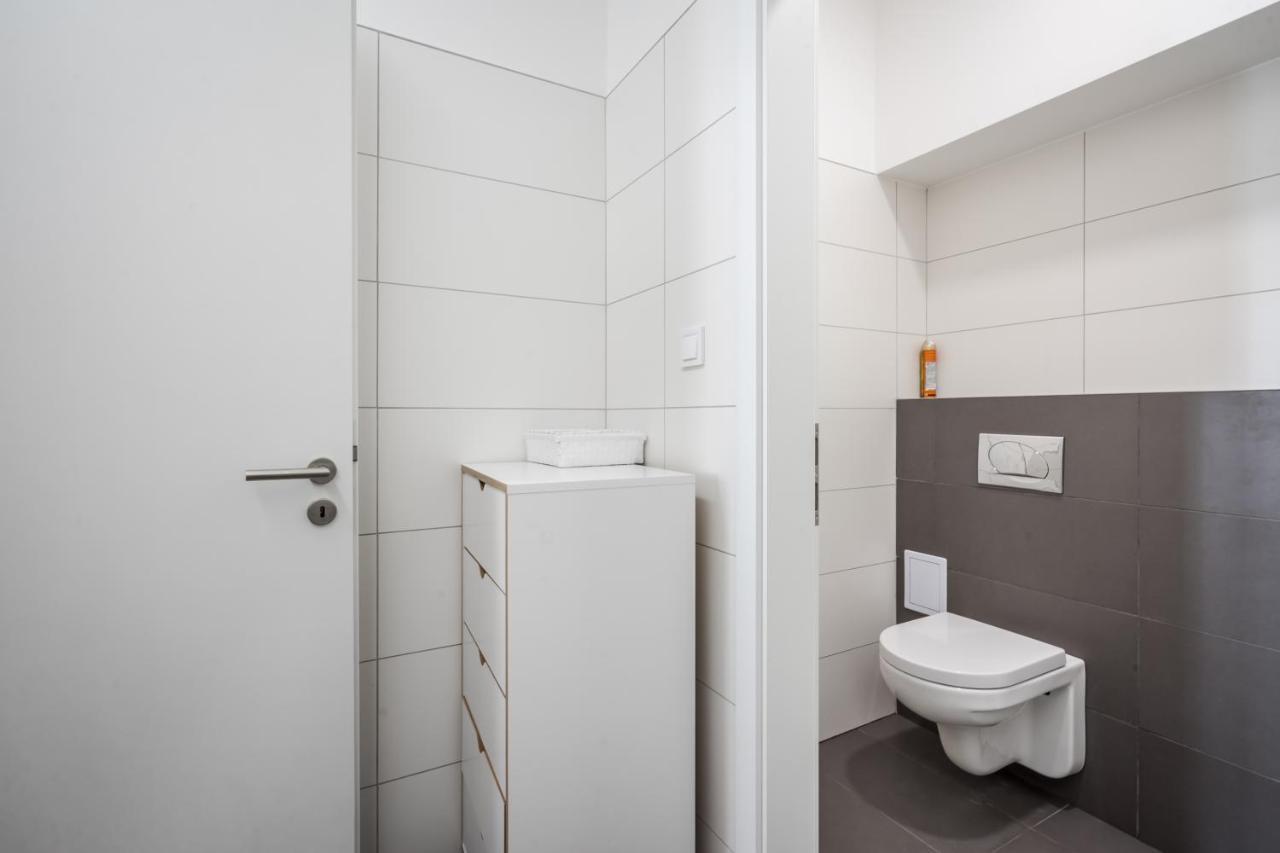 Bpr Stylish Vagabond Apartment With Ac Budapest Kültér fotó